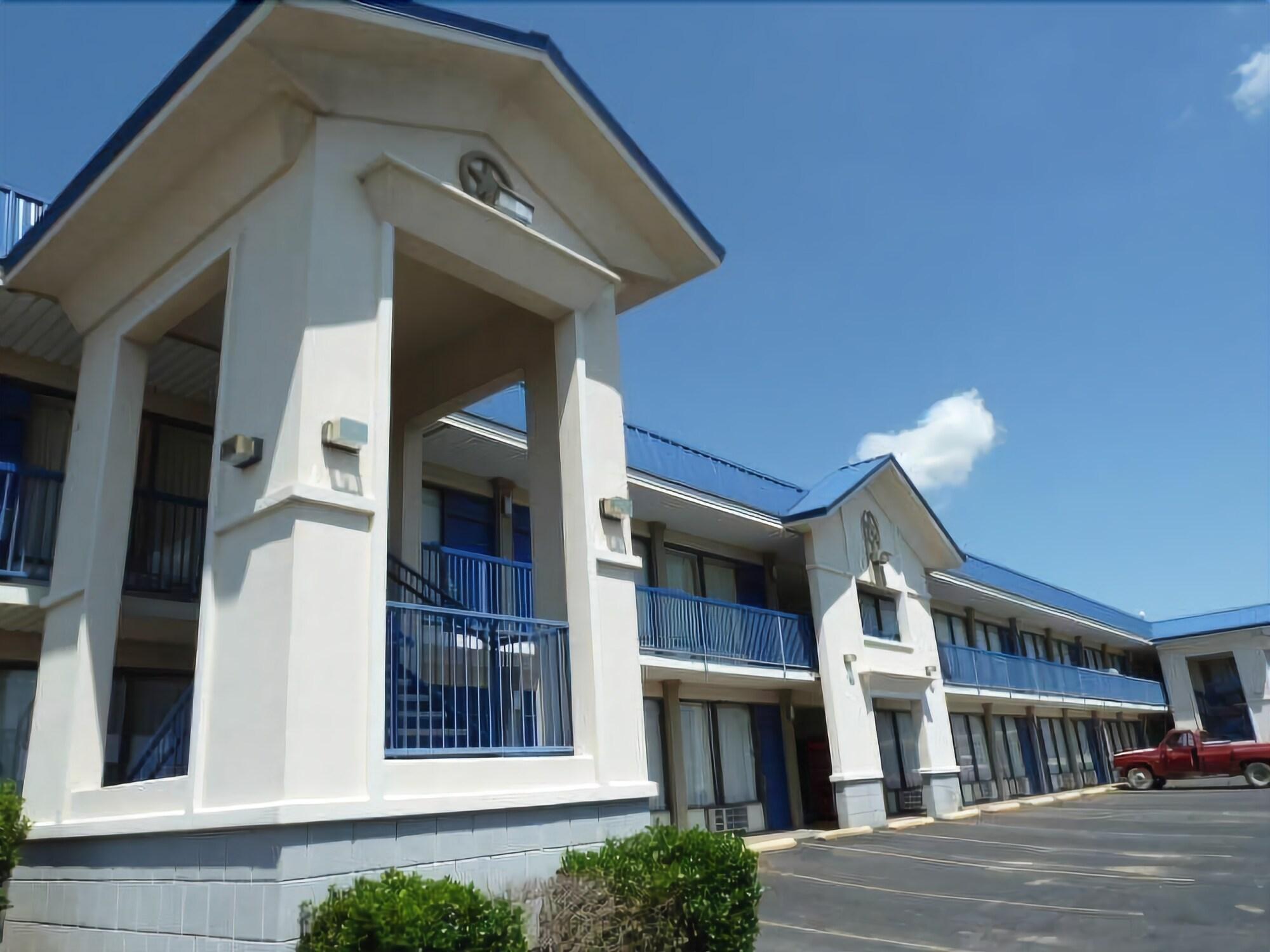 Americas Best Value Inn Hillsboro Extérieur photo